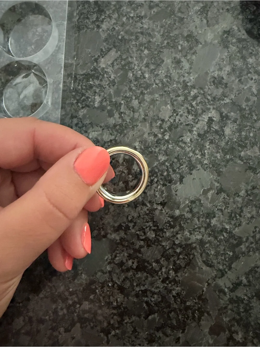 Oura Polished Silver Faceted Band